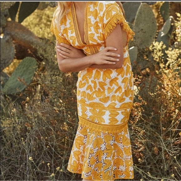 SAYLOR Dresses & Skirts - SAYLOR Yellow and White Embroidered Midi Dress